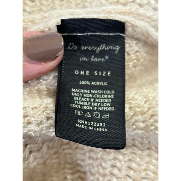 Do Everything in Love sweater/shawl, tan/gray, one size, bohemian, layering - Picture 4 of 4